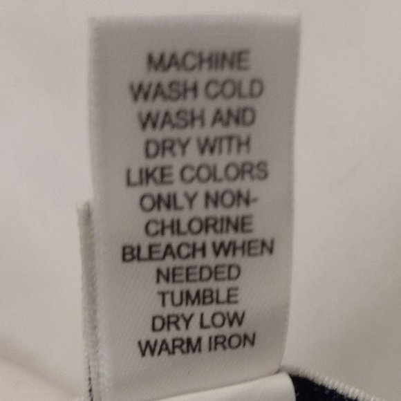 Banana Republic Capris - Picture 7 of 8